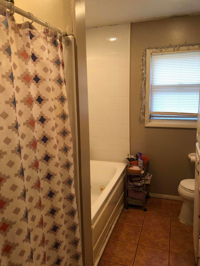 120 Nautilus - Bathroom 2