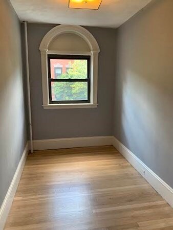 30 Claflin Rd unit 1, Brookline, MA 02445 - photo 7