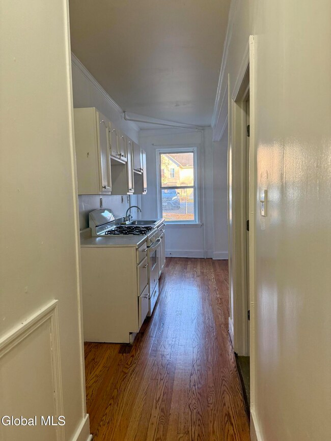 290 2nd Ave unit 1A, Troy, NY 12182 - photo 6