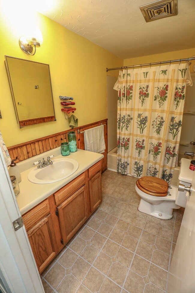 11 Concord Hill Rd, Pittsfield, NH 03263 - photo 6