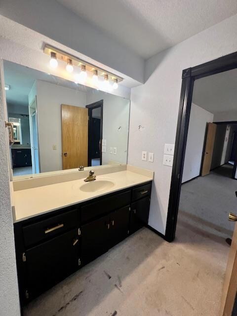 316 S Ramblin Oaks Dr, Moore, OK 73160 - photo 6