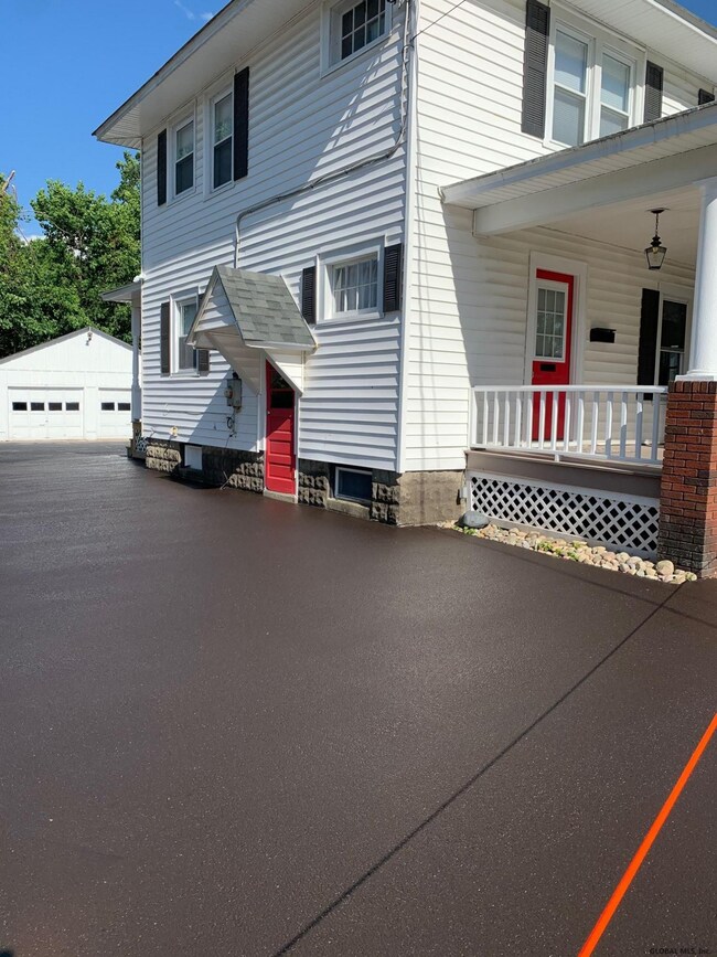 107 Bay St, Glens Falls, NY 12801 - photo 2