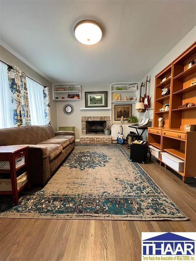 2818 Mariposa Dr, Terre Haute, IN 47803 - photo 5