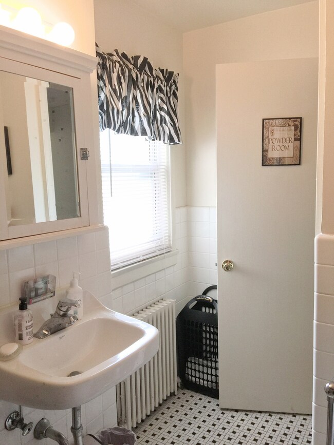 303 Ridge Ave unit 1, Evanston, IL 60202 - photo 7
