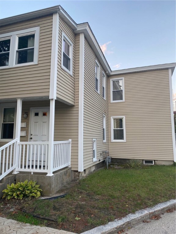 18 Estes St, Woonsocket, RI 02895 - photo 3
