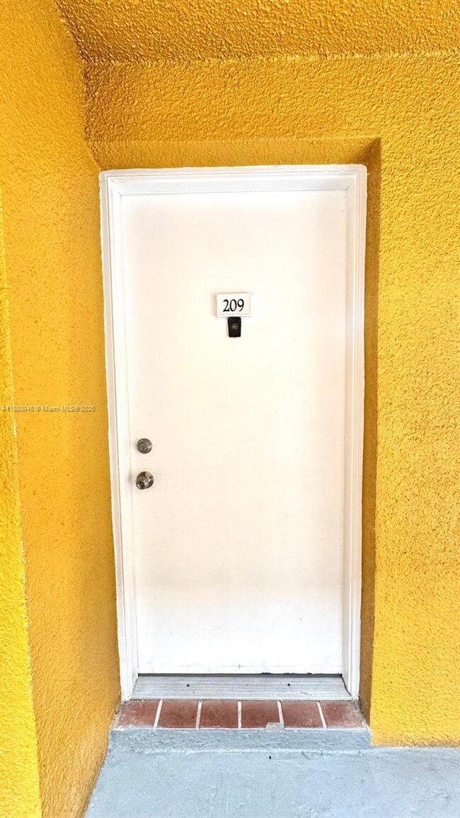 9731 Fontainebleau Blvd unit F209, Miami, FL 33172 - photo 5