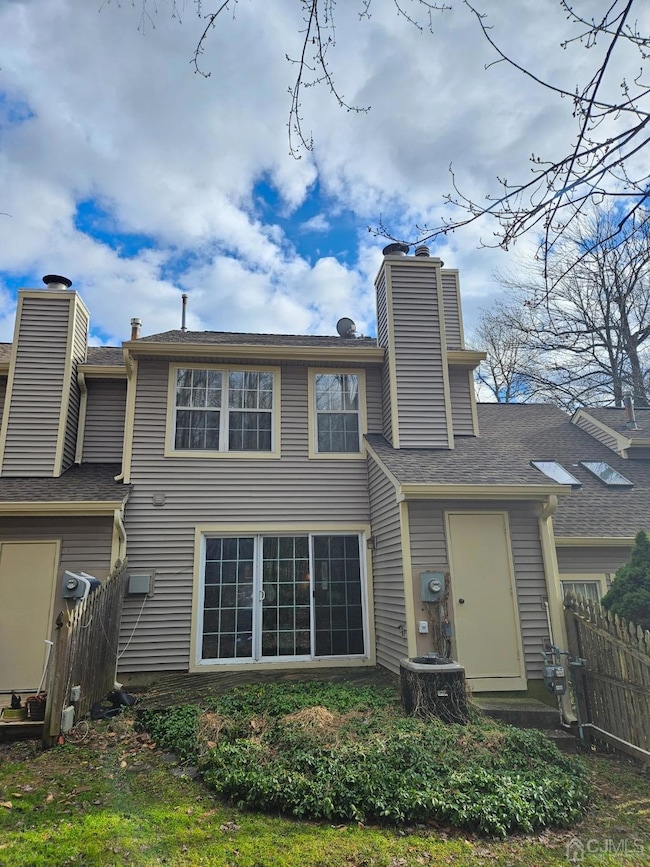 1806 Poplar Ct, Monmouth Junction, NJ 08852 - photo 2