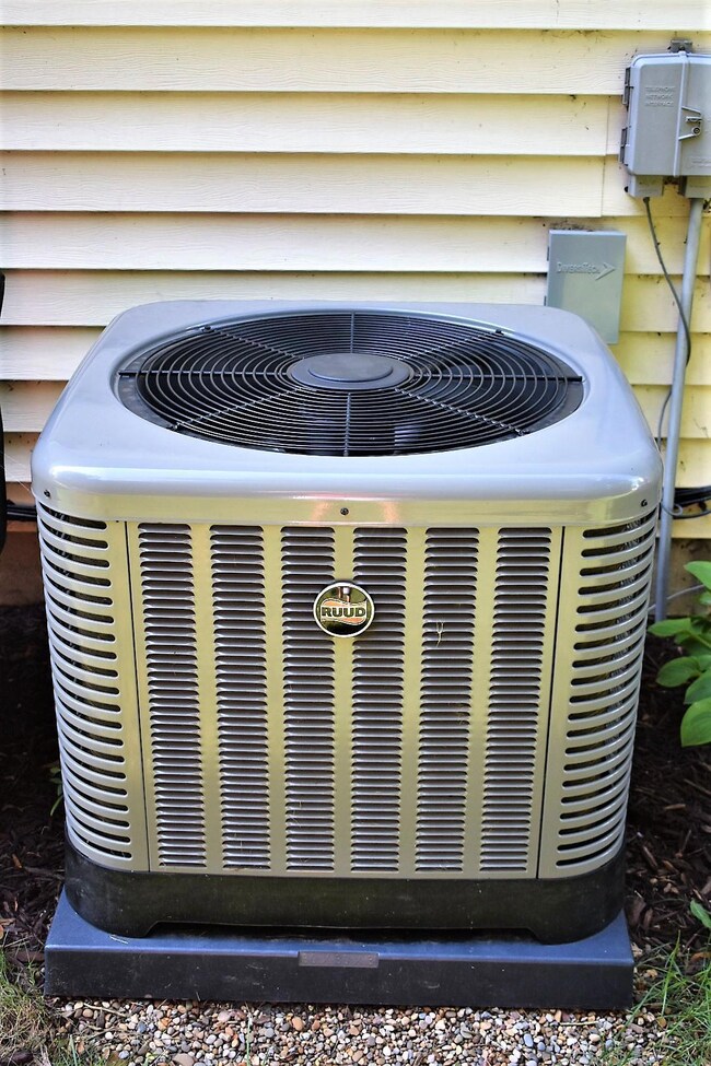 2188 Big Tree Dr, Columbus, OH 43223 - photo 6