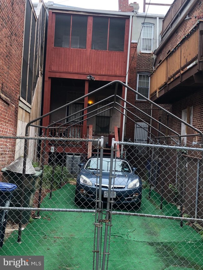 1504 N Capitol St NW, Washington, DC 20002 - photo 3