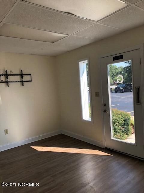 445 Western Blvd unit G, Jacksonville, NC 28546 - photo 3