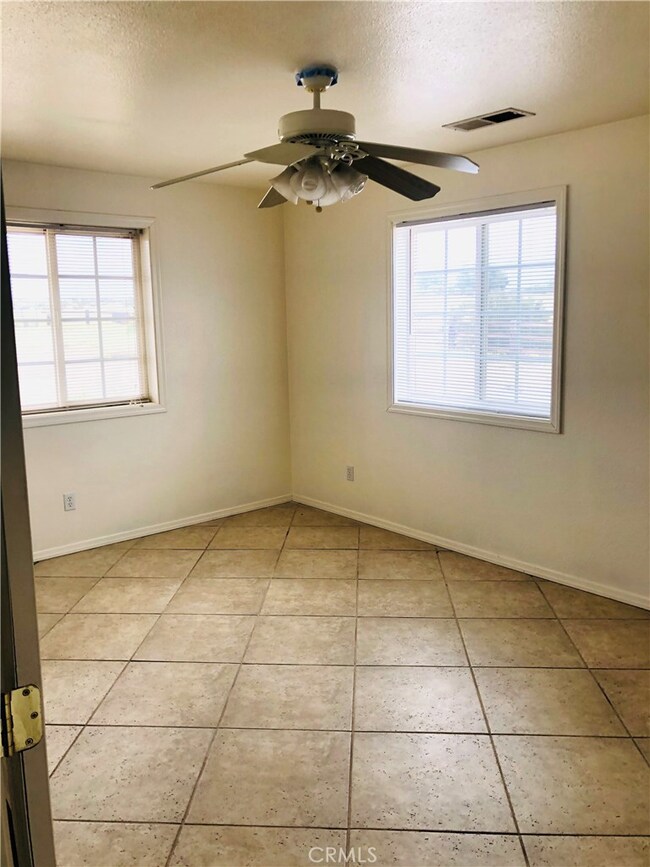 4874 Lear Ave, Twentynine Palms, CA 92277 - photo 7