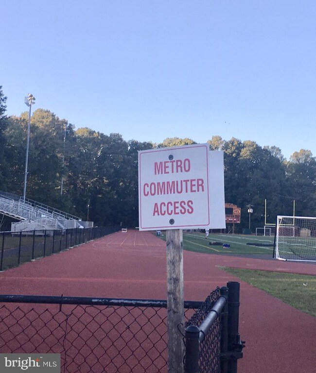 2916 Cashel Ln, Vienna, VA 22181 - photo 3