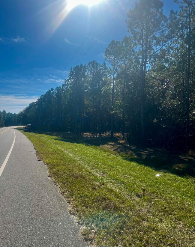 6) 64945-690cea530b9c5