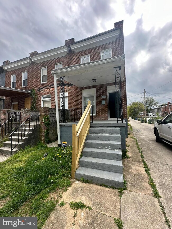 5350 Maple Ave, Baltimore, MD 21215 - photo 2