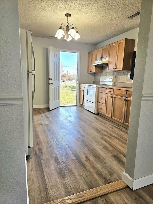 2219 S Tyler Ave, Joplin, MO 64804 - photo 5