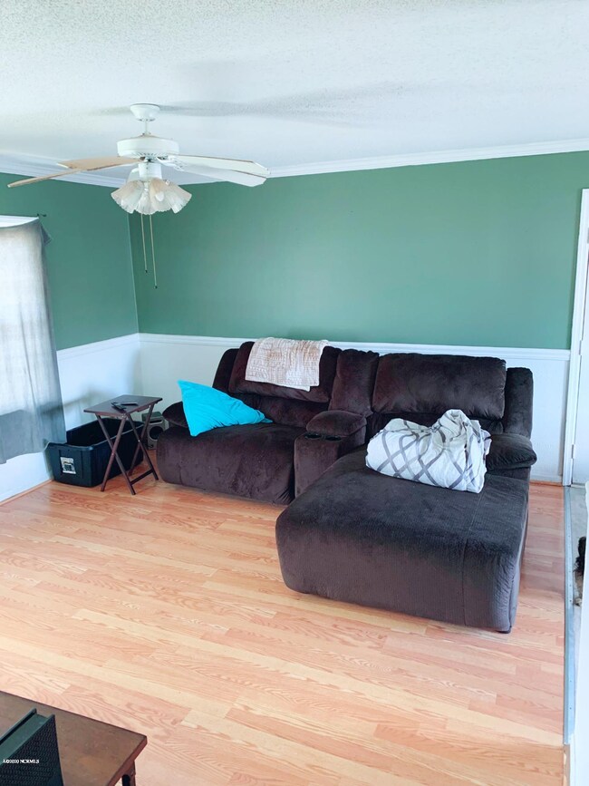 9 Lakewood Ct, Jacksonville, NC 28546 - photo 2