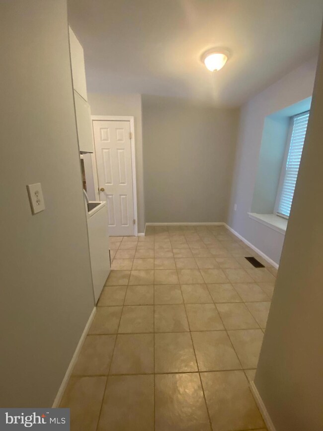 10286 Quiet Pond Terrace, Burke, VA 22015 - photo 2