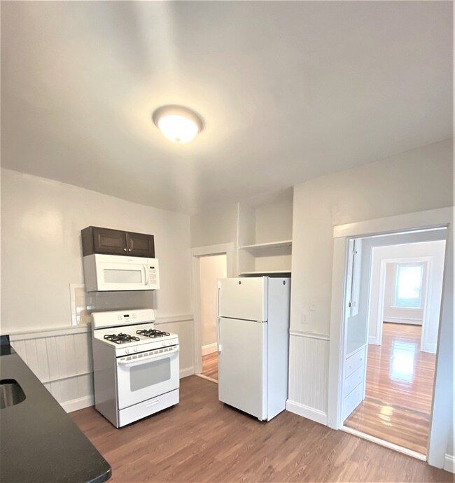 765 Broadway unit 5, Everett, MA 02149 - photo 2