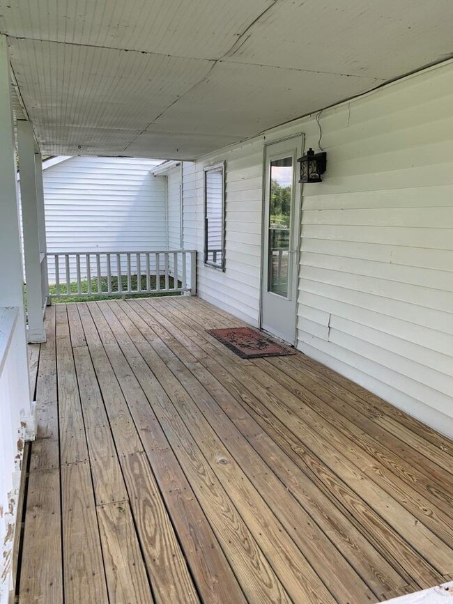 3269 Fords Mill Rd, Versailles, KY 40383 - photo 4