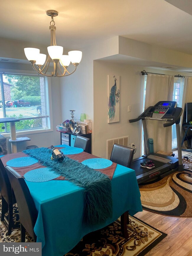 206 Park Terrace Ct SE unit 36, Vienna, VA 22180 - photo 5