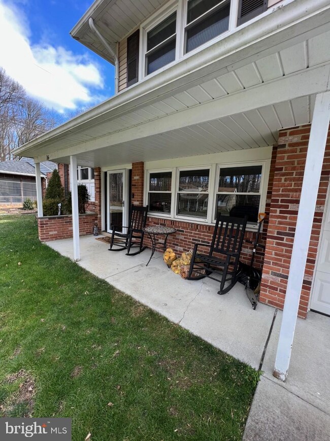 16 Alcott Dr, Wilmington, DE 19808 - photo 2
