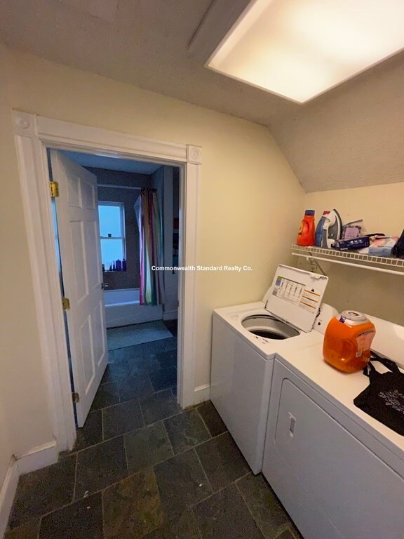 15 Bradbury St unit B, Allston, MA 02134 - photo 2