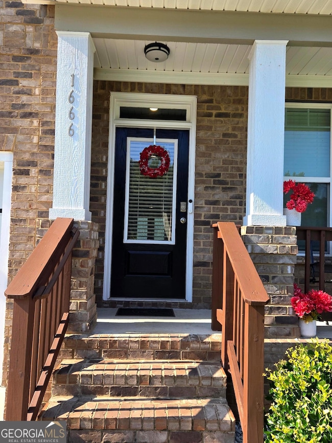 1666 NE East Brook Dr, Conyers, GA 30012 - photo 4