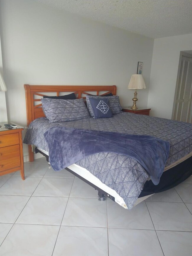 Marbella unit 303, Surfside, FL 33154 - photo 2