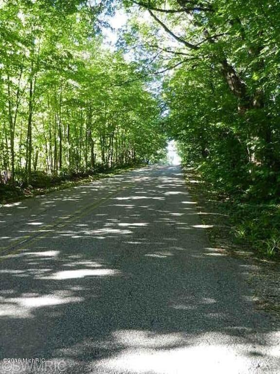 9806 N 650 E, New Carlisle, IN 46552 - photo 2