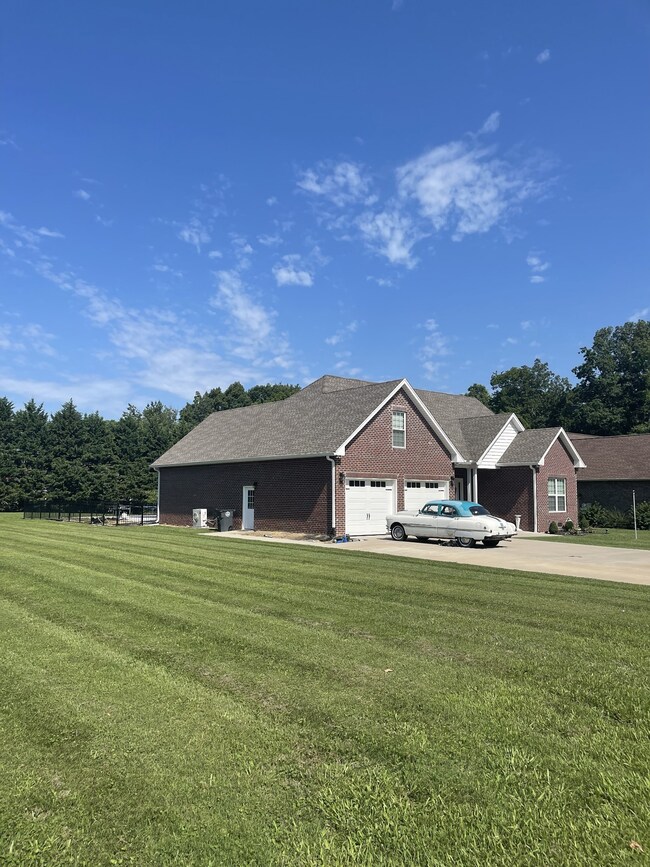 48 Deerfield Ln, Lafayette, TN 37083 - photo 3