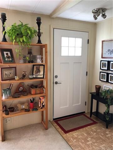 218 Cranbrook Cir, Hendersonville, NC 28792 - photo 2