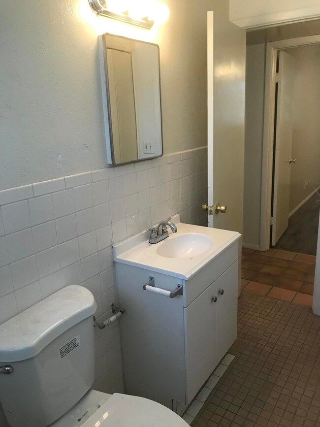 7827 Broadway Dr, El Paso, TX 79915 - photo 4