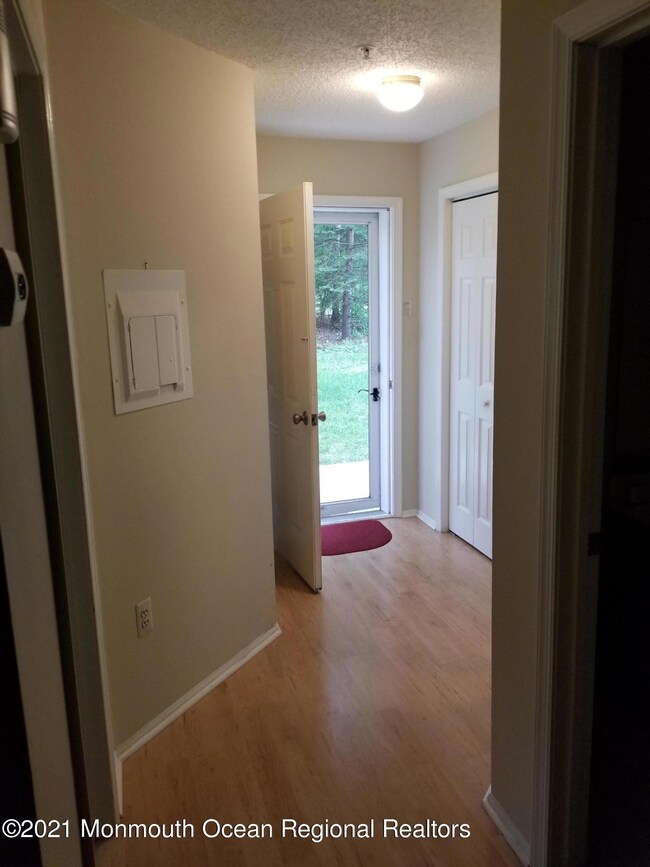 1701 Arthur Hall