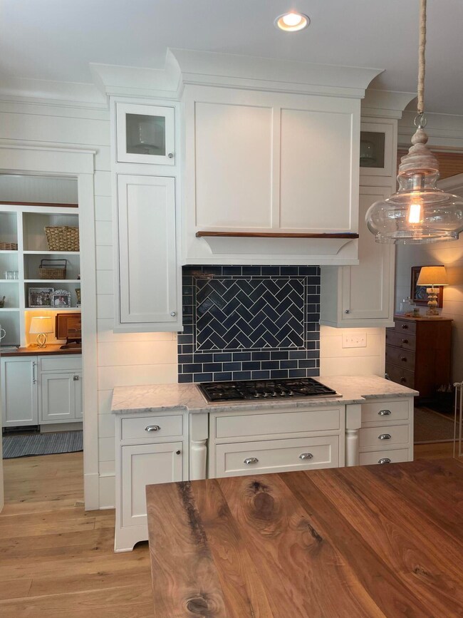 Kitchen Cooktop Detail