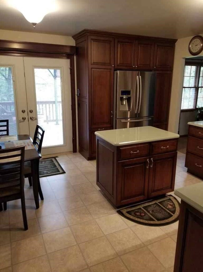 8839 Burr St, Crown Point, IN 46307 - photo 3