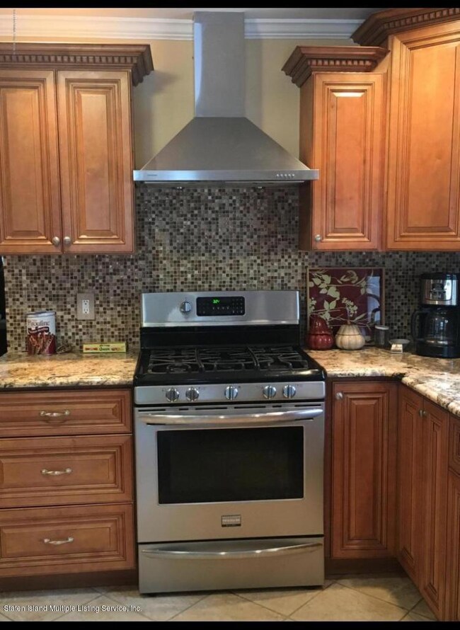 14 Austin Ave, Staten Island, NY 10305 - photo 6