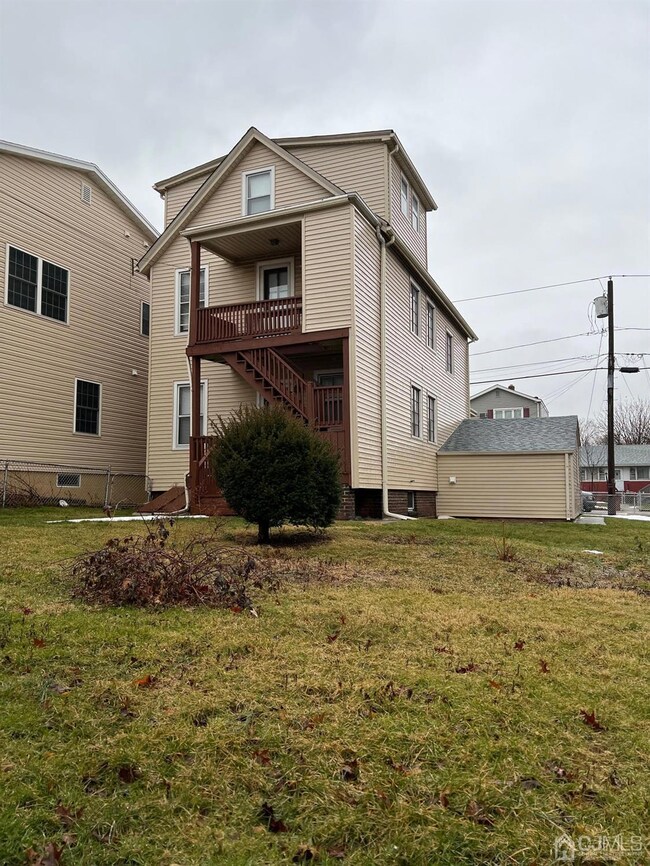 14 Christopher St, Carteret, NJ 07008 - photo 7