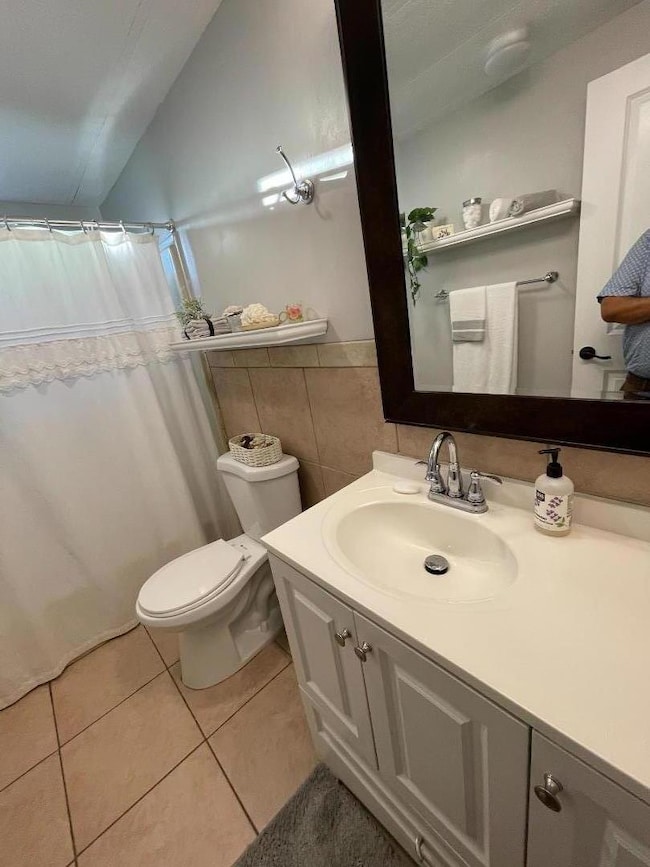 3499 E Bayshore Rd unit 13, Redwood City, CA 94063 - photo 2