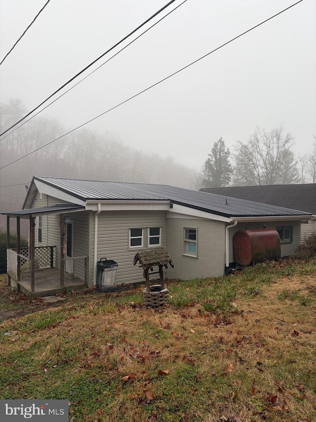 12413 Shadoe Hollow Rd NE, Cumberland, MD 21502 - photo 4