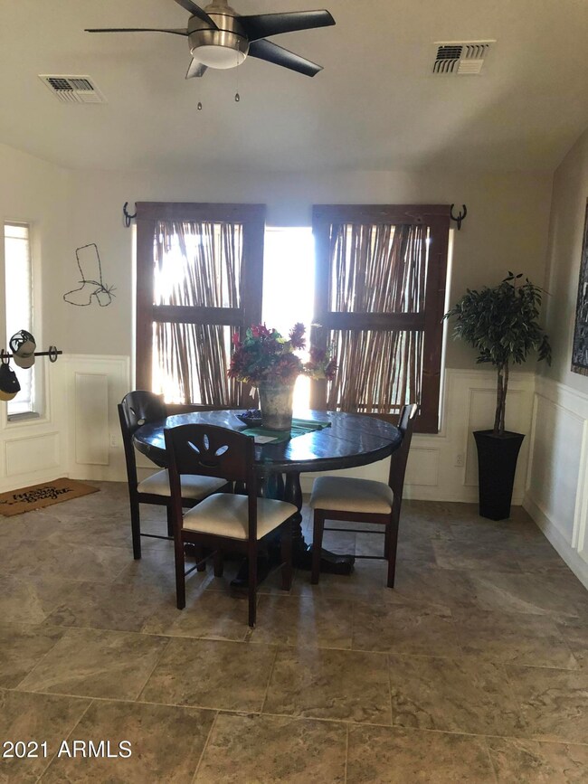 4631 E Mustang Dr, Eloy, AZ 85131 - photo 6