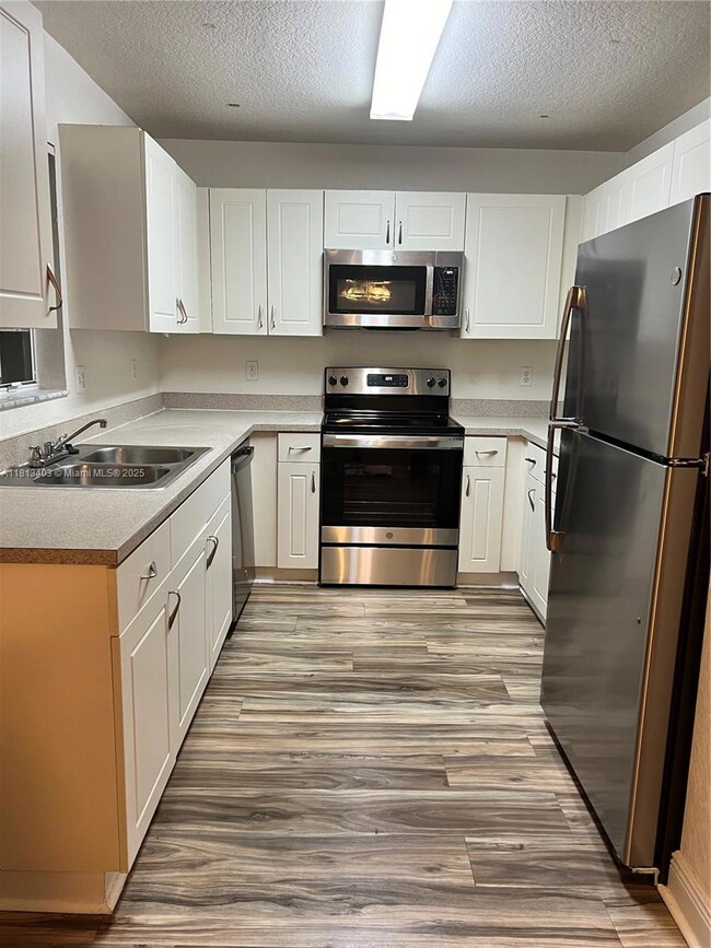 New stainless appliances!