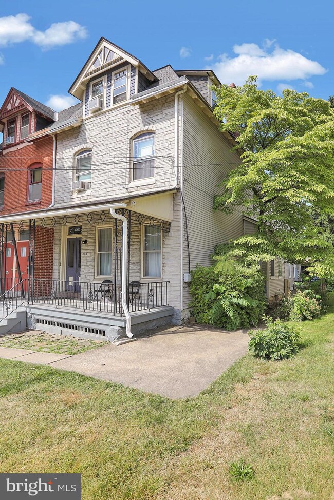 842 Centre Ave, Reading, PA 19601 - photo 6