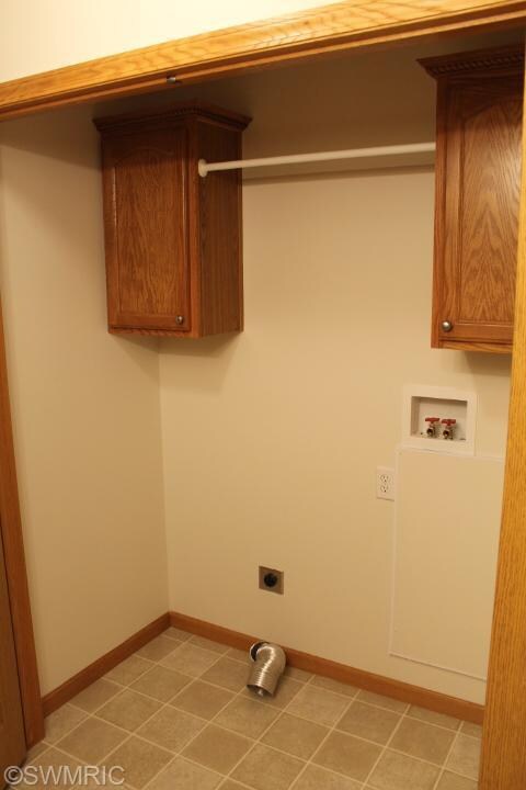 12835 Whispering Pines Dr unit 12, Wayland, MI 49348 - photo 4