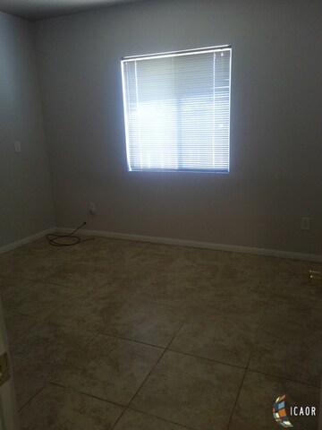 734 Adams Ave, El Centro, CA 92243 - photo 6