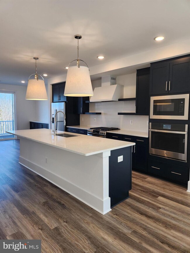 5045 Bigleaf Rd, Fredericksburg, VA 22407 - photo 2