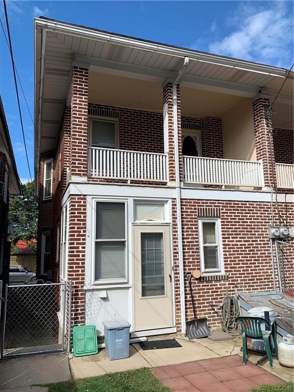 rear 2nd floor porch
