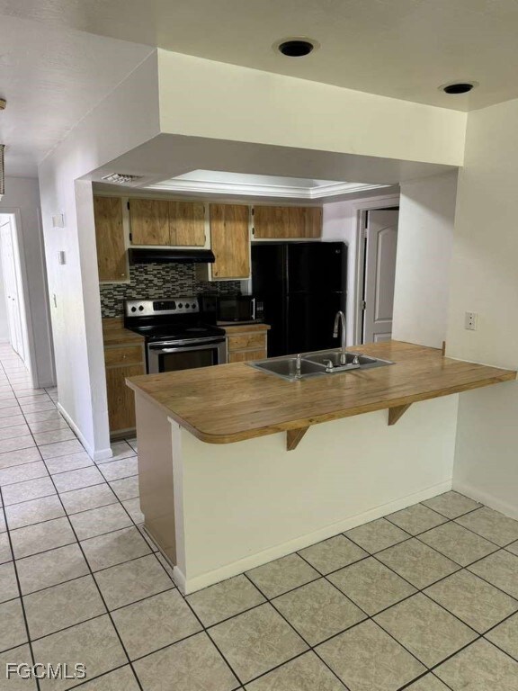 517 SE 23rd Place, Cape Coral, FL 33990 - photo 3