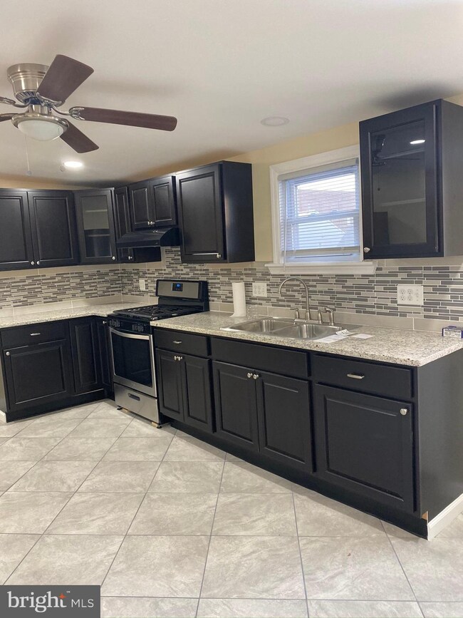 131 Webster St, Riverside, NJ 08075 - photo 3