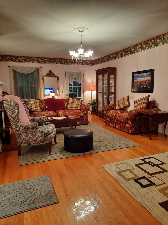 1110 Jackson St, Manchester, TN 37355 - photo 4