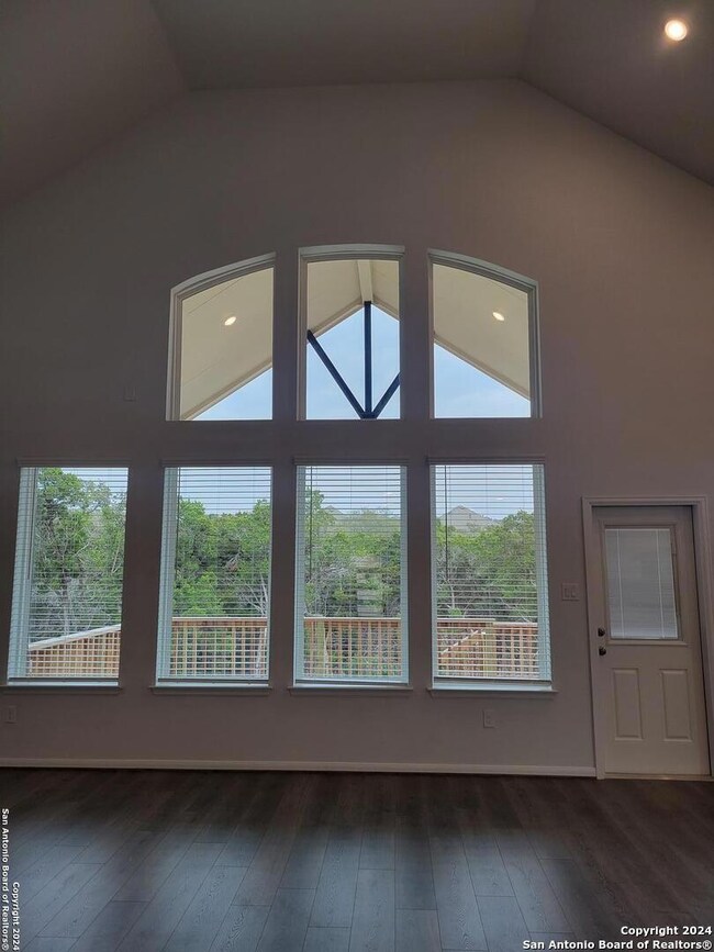 25022 Las Pilas, San Antonio, TX 78261 - photo 6